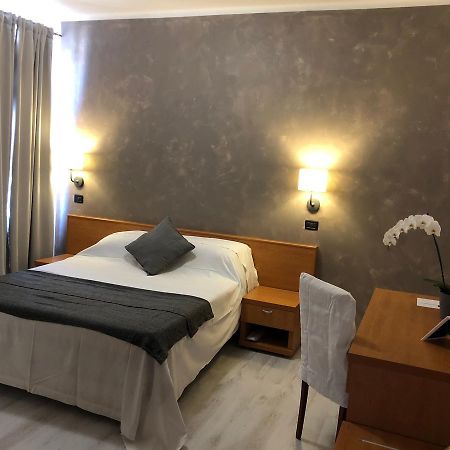 Aquam Albergo Acqui Terme Esterno foto