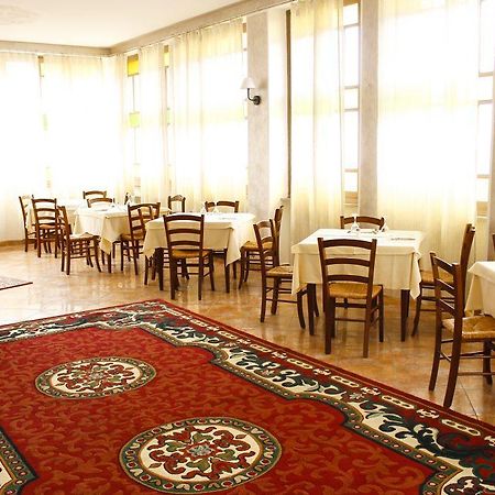 Aquam Albergo Acqui Terme Esterno foto