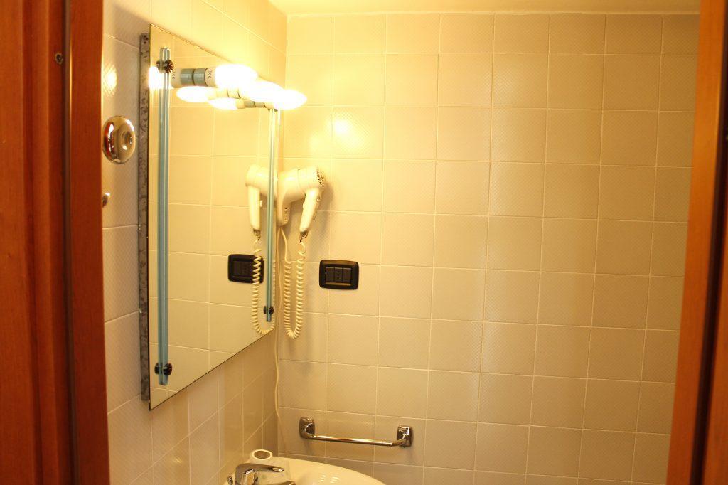 Aquam Albergo Acqui Terme Esterno foto